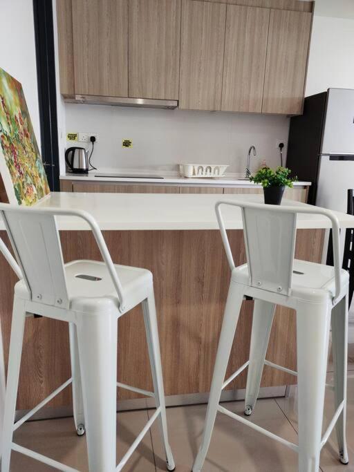 Dual Key 3br At Macalister 218 32 Wl Georgetown